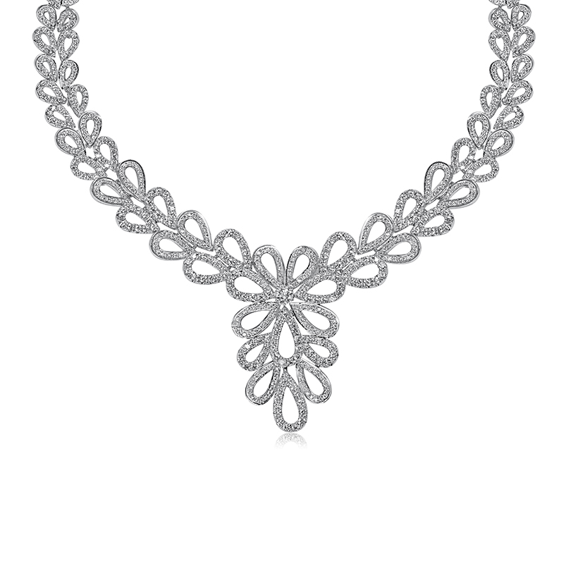 18K White Gold Diamond Necklace Set